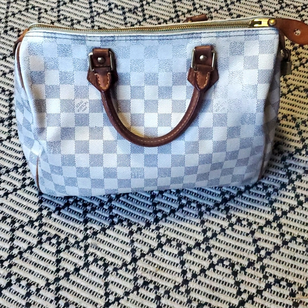 Louis Vuitton Speedy Purse and wallet